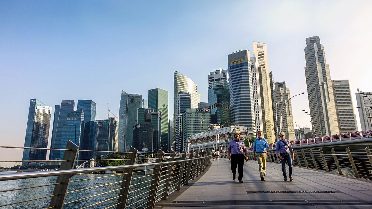 美銀證券：因估值修復(fù)上調(diào)香港地產(chǎn)股目標(biāo)價(jià)平均12% 推薦九龍倉置業(yè)及希慎興業(yè)